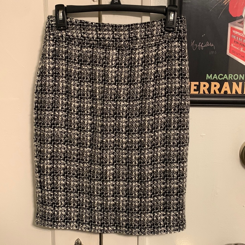 Black and White Tweed Skirt